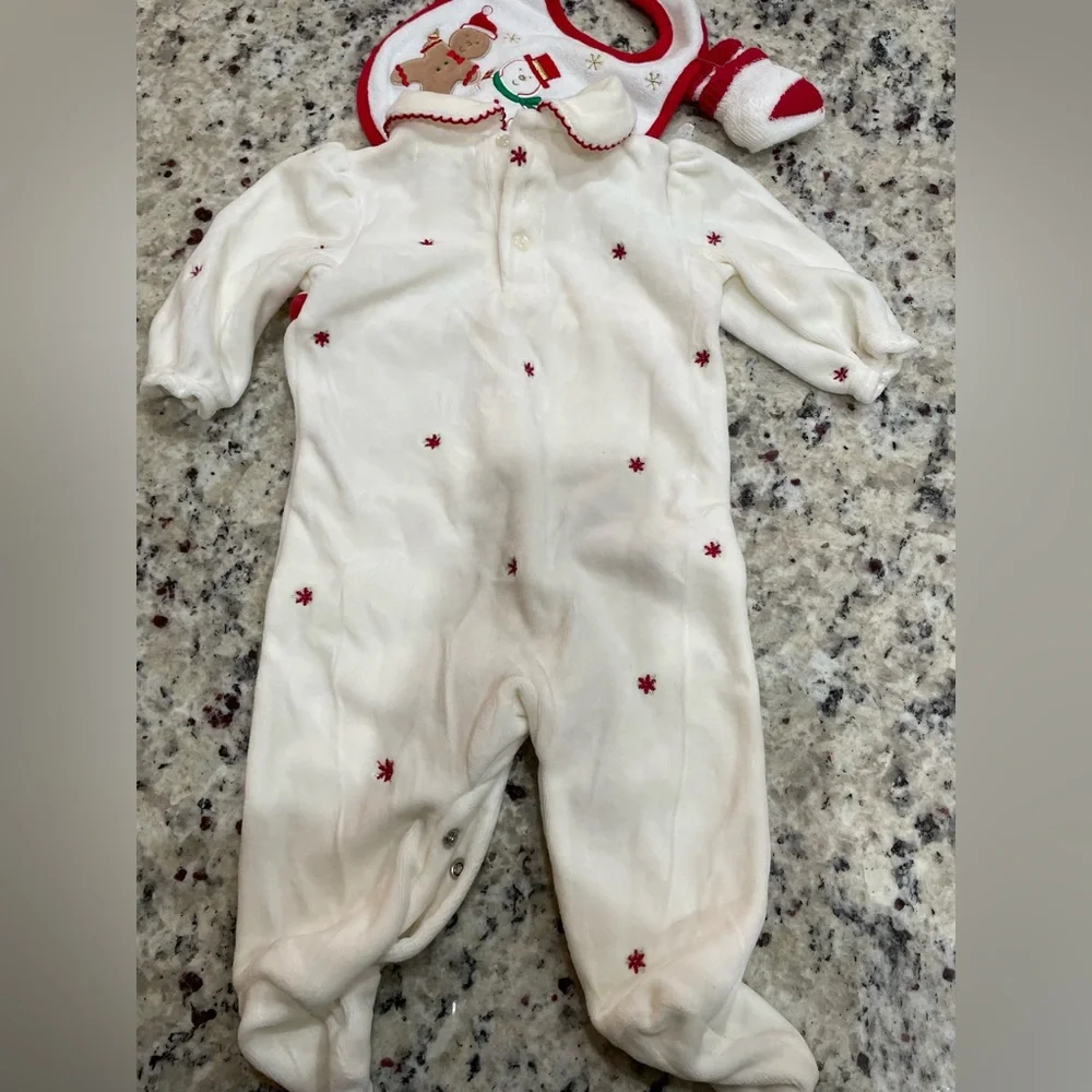 3 PC 1st Moments Charming White & Red Kids One Piece w Matching Bib & Socks 0-3M